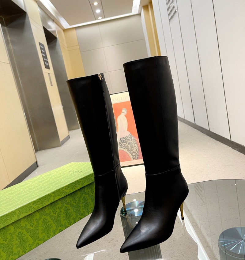 G*u*i boots